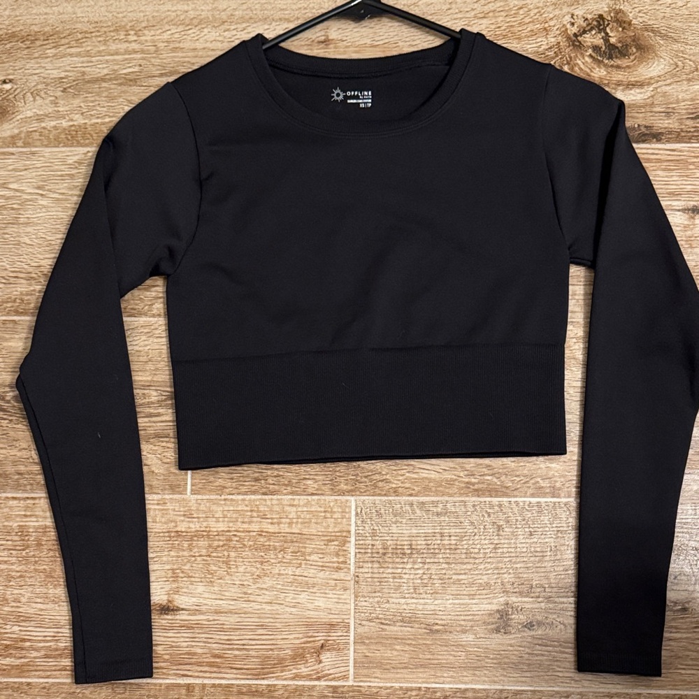 Offline Aerie Long Sleeve Black Workout Top